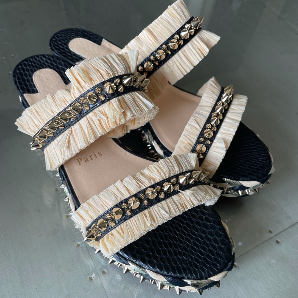 Christian louboutin voltinoudou wedge sandal raffia black beige flats sz 36